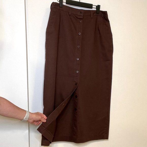 Women's Savane Chocolate Brown Midi or Maxi Skirt Button Up Size 12-14 - Picture 4 of 7